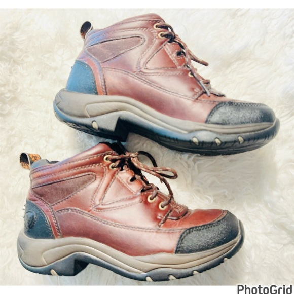 Ariat Hiking Boots - Picture 3 of 9
